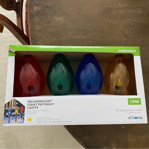 4ct Jumbo Christmas Light Pathway Markers - Picture 1 of 4